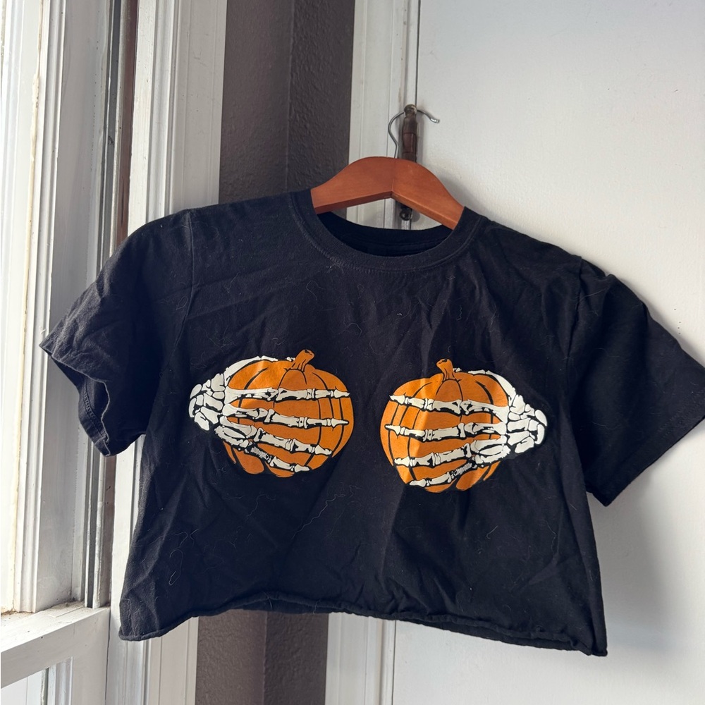 Windsor Black Crop Top with Festive Design